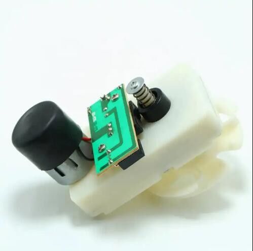 24V 21rpm Motore di ingranaggi in plastica 50GS 365 360 DC Motore di ingranaggi quadrati per macchine vendite intelligenti